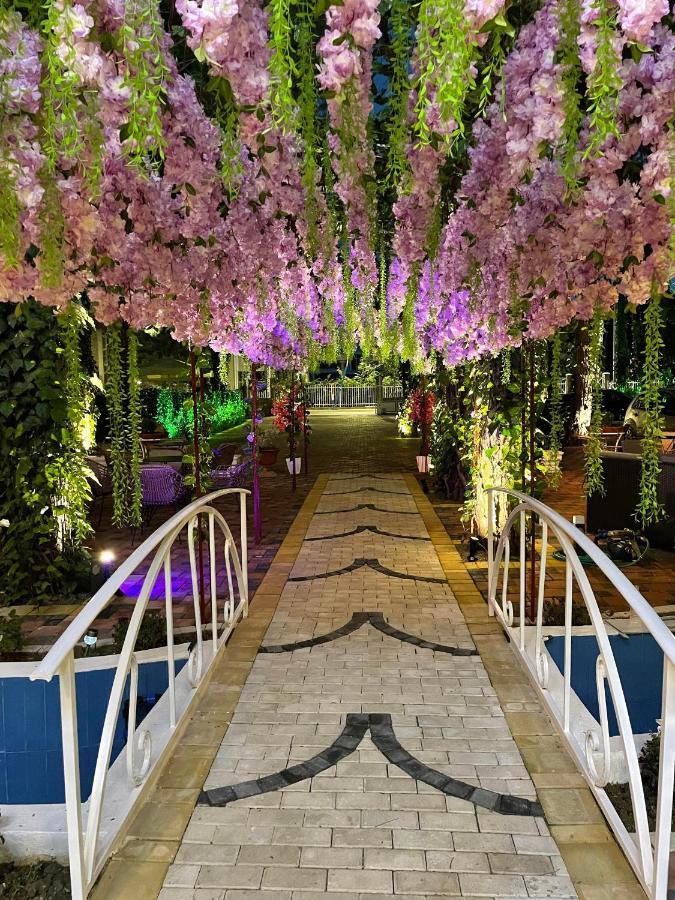 Hotel Mali I Robit Голем Екстер'єр фото