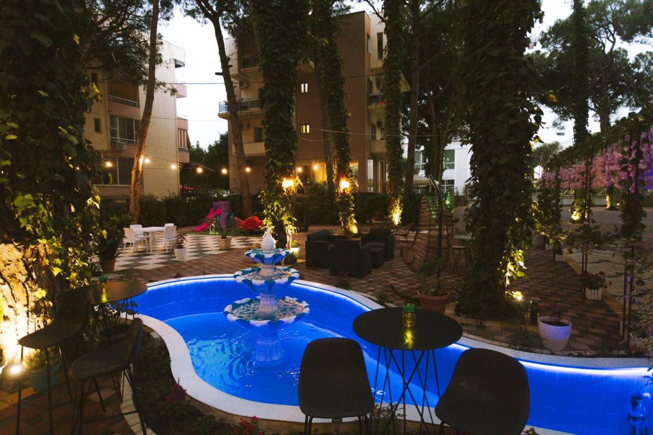 Hotel Mali I Robit Голем Екстер'єр фото